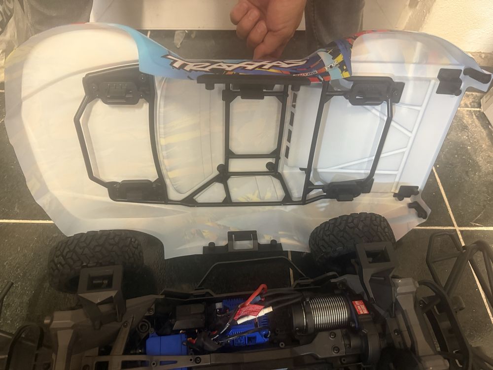 Traxxas max slash nova