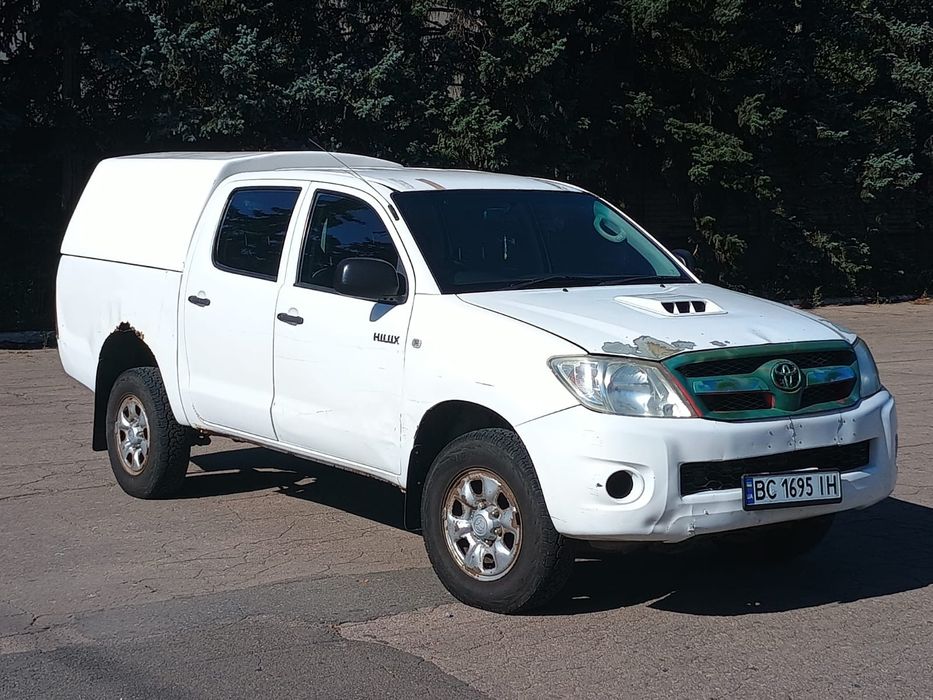 Продам Toyota Hilux 2,5 144 к.с.
