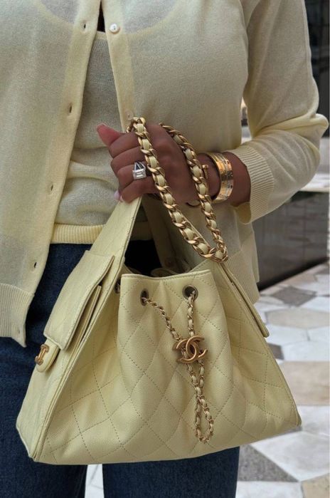 Chanel Hobo 25 Butter сумка сумочка шопер шанель жовта брендова код