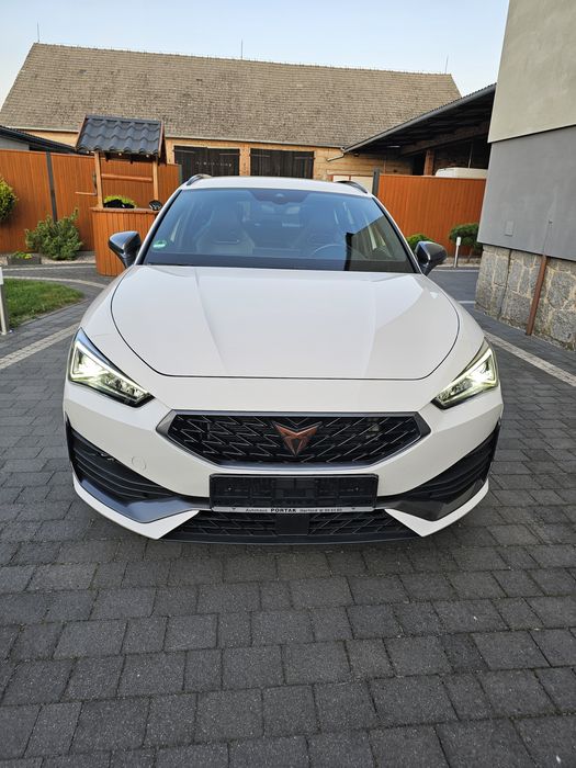 Cupra Leon Sportstourer 2022 1.4 e-Hybrid Lekko Uszkodzony !!!