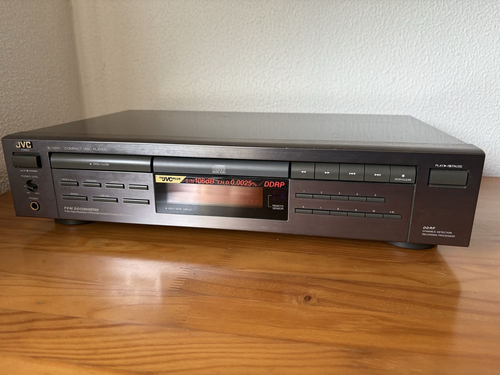 Leitor de CD JVC XL-V251