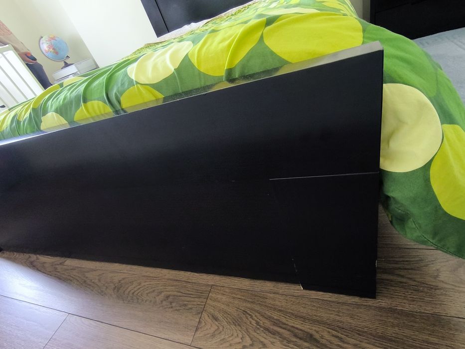 OPORTUNIDADE - Cama de casal em bom estado!