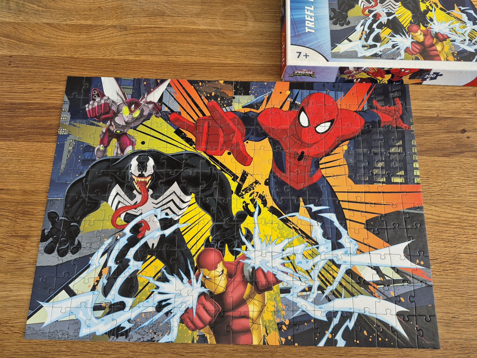 Puzzle Trefl Spider-Man 200 elementów