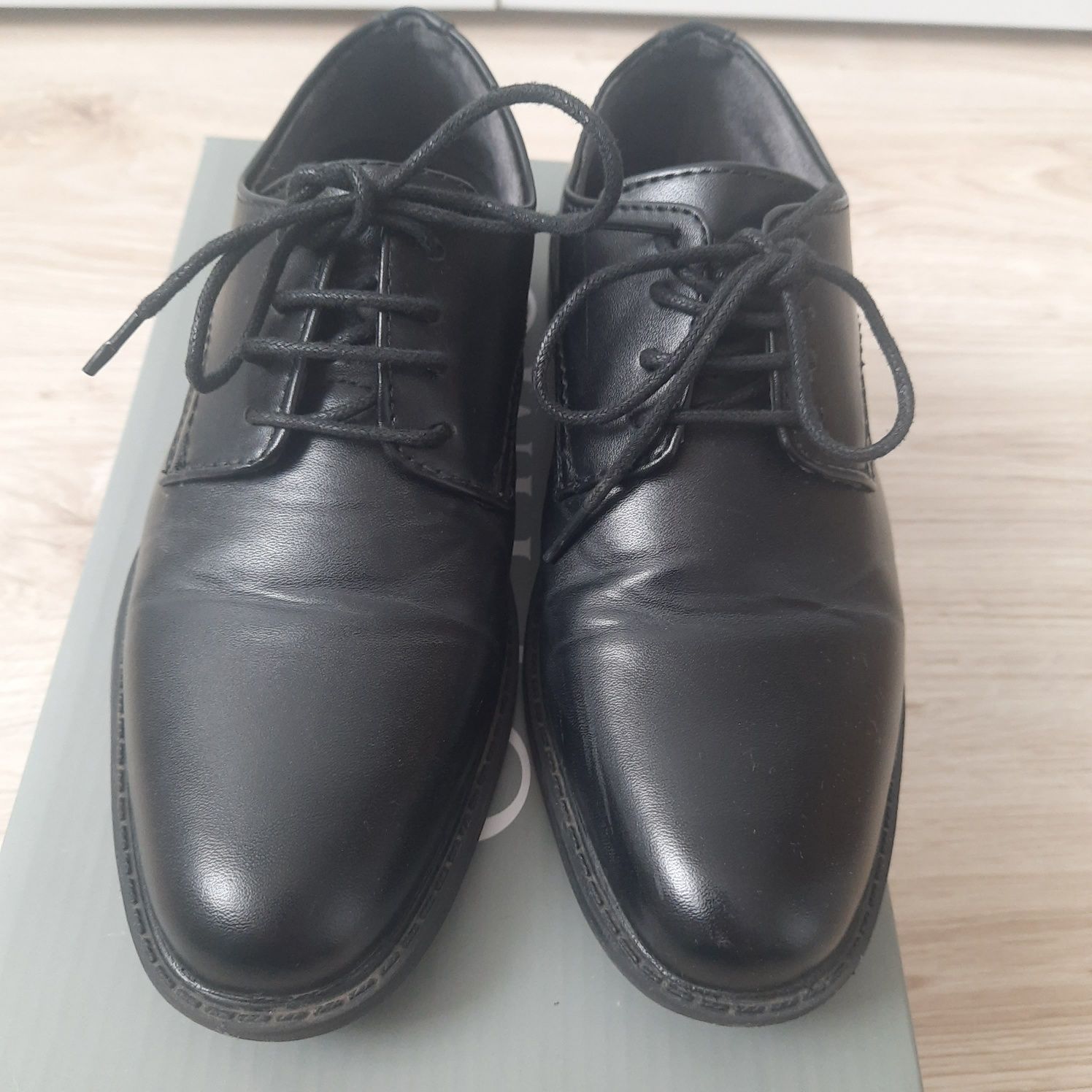 Buty na komunie rozm. 34
