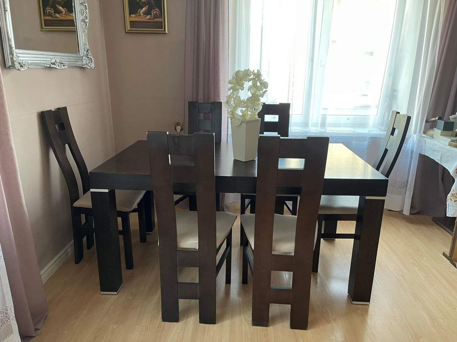 Piękny drewniany rozkładany stol i 6 krzeseł ciemny brąz