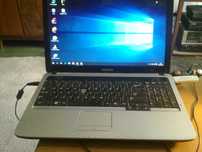 Laptop Samsung R530  bez zasilacza, baterii uszkodzony