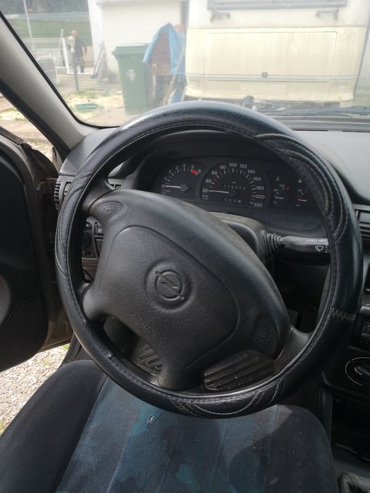 Opel Astra-F 1.7 (1686 cm3) Diesel (1996) Motor Isuzu