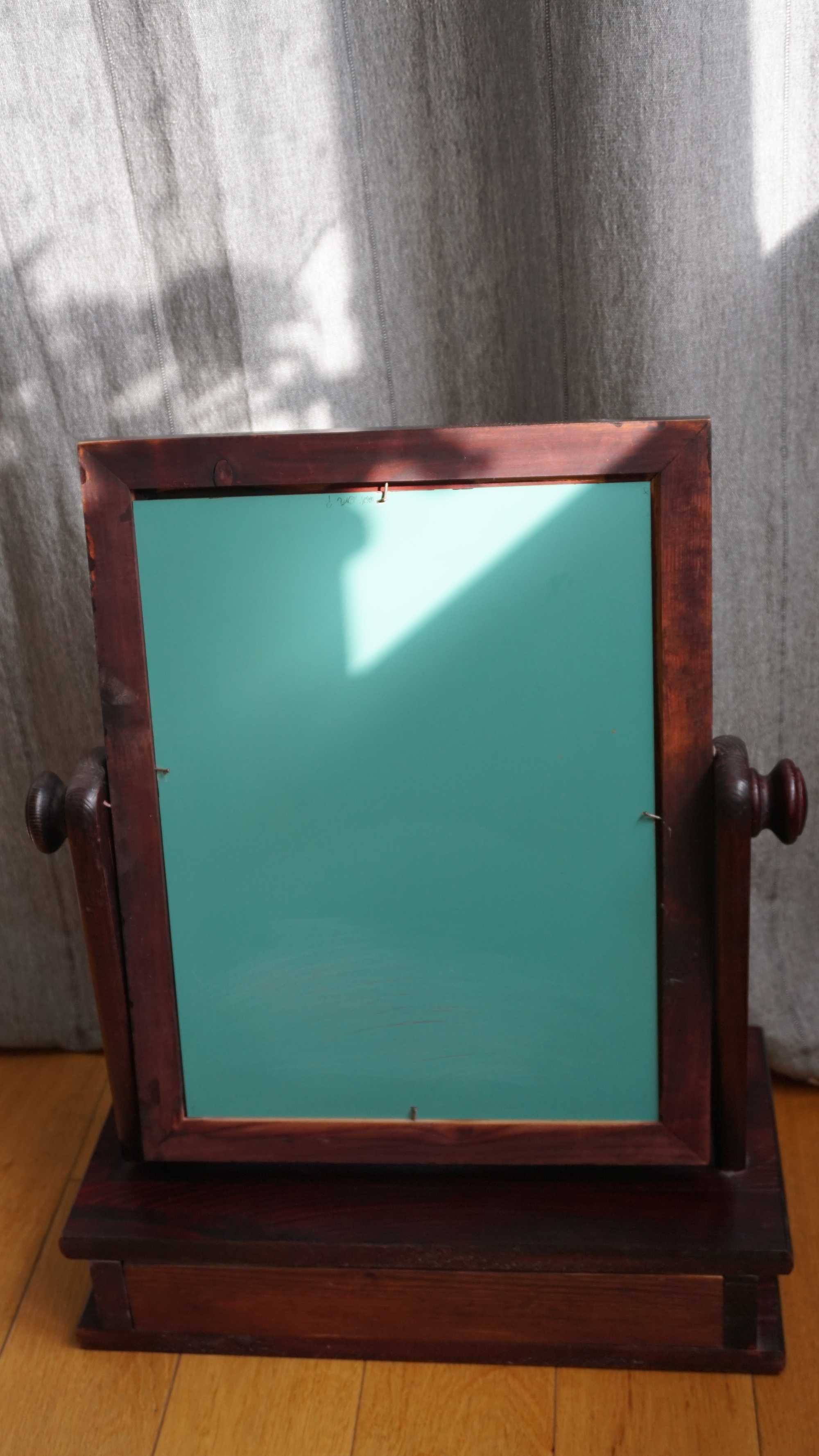 Drewniane obrotowe lustro z szufladką