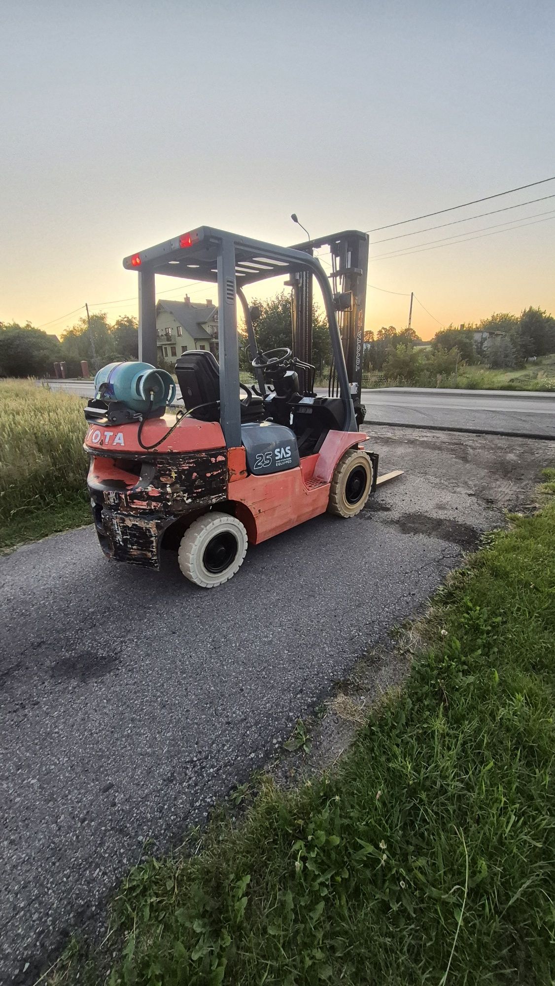 Wózek widłowy TOYOTA 7fgf25, 2500kg