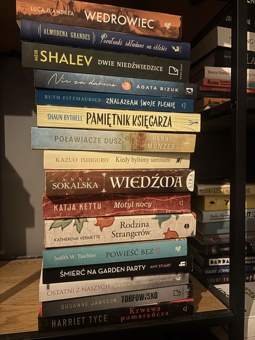 Ksiazki obyczajowe  idealne na prezent w zestawie taniej