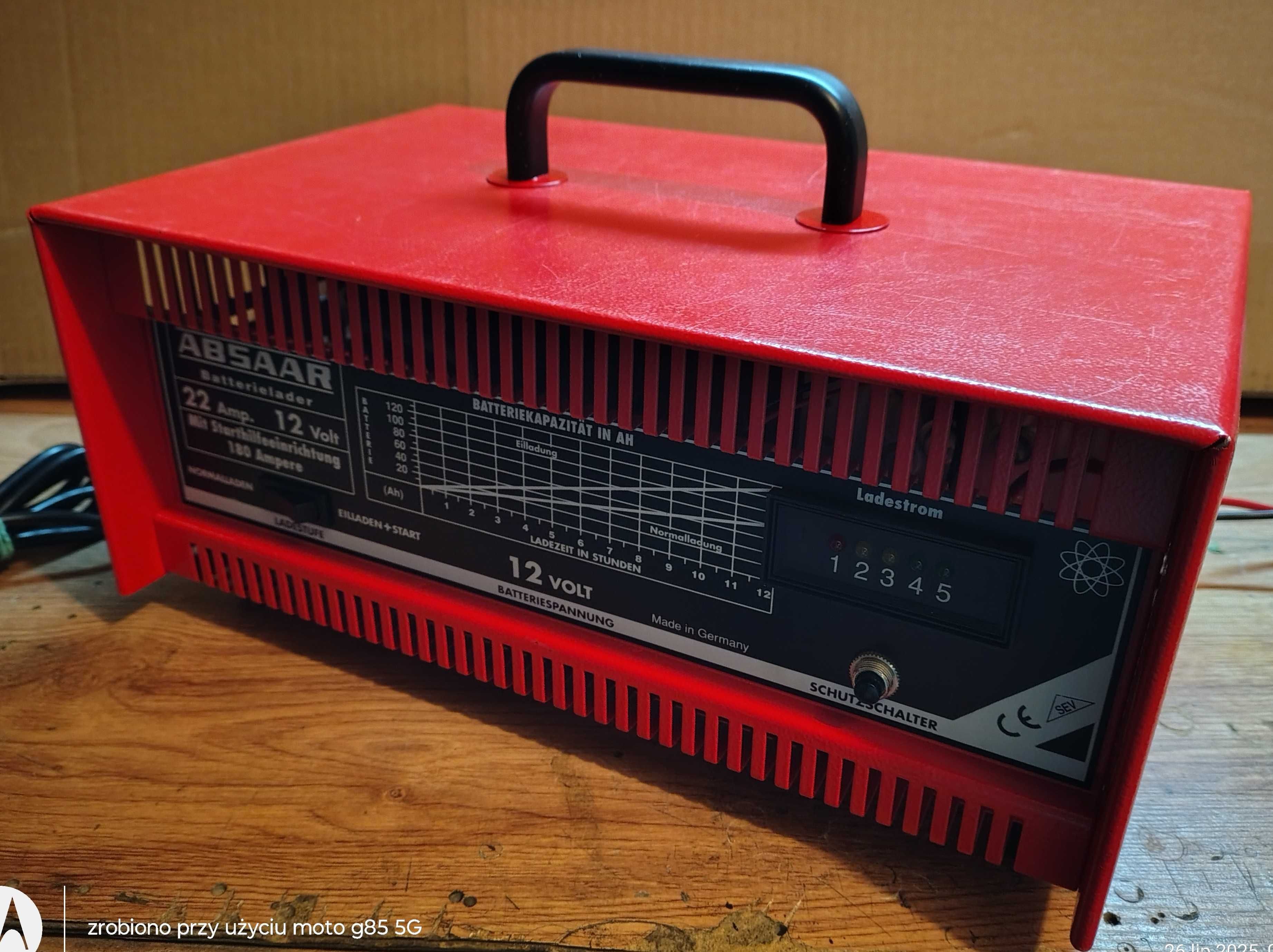 Prostownik ABSAAR 12V/22A ze wspomag. rozruchu: 180 A.Made in Germany