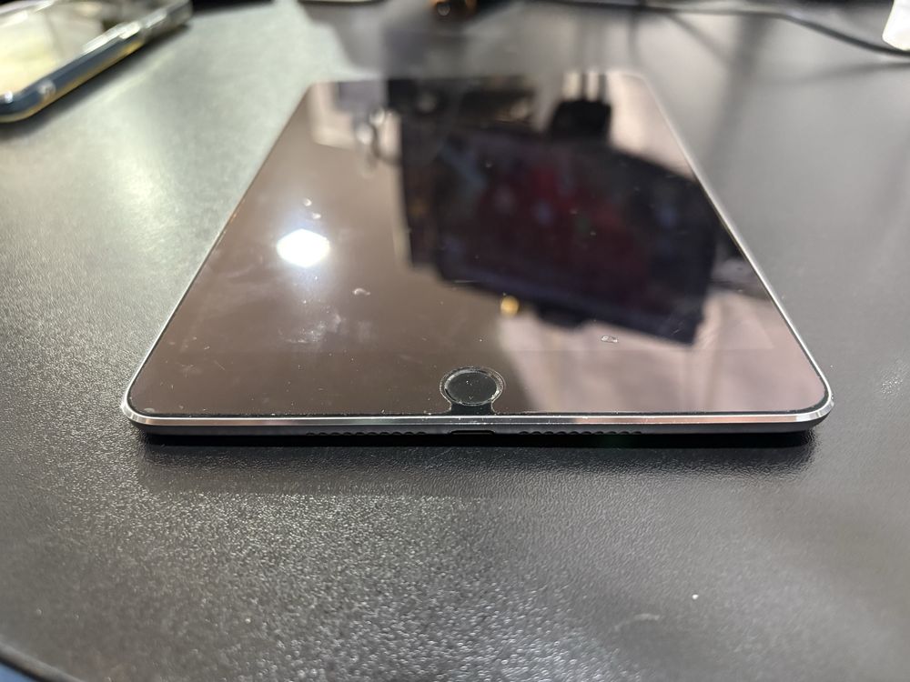 Ipad mini 4  128 gb LTE