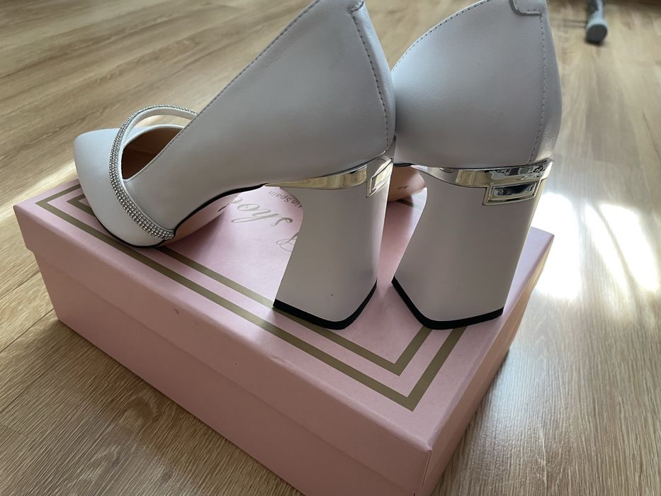 Туфлі жіночі білі 4S Shoes