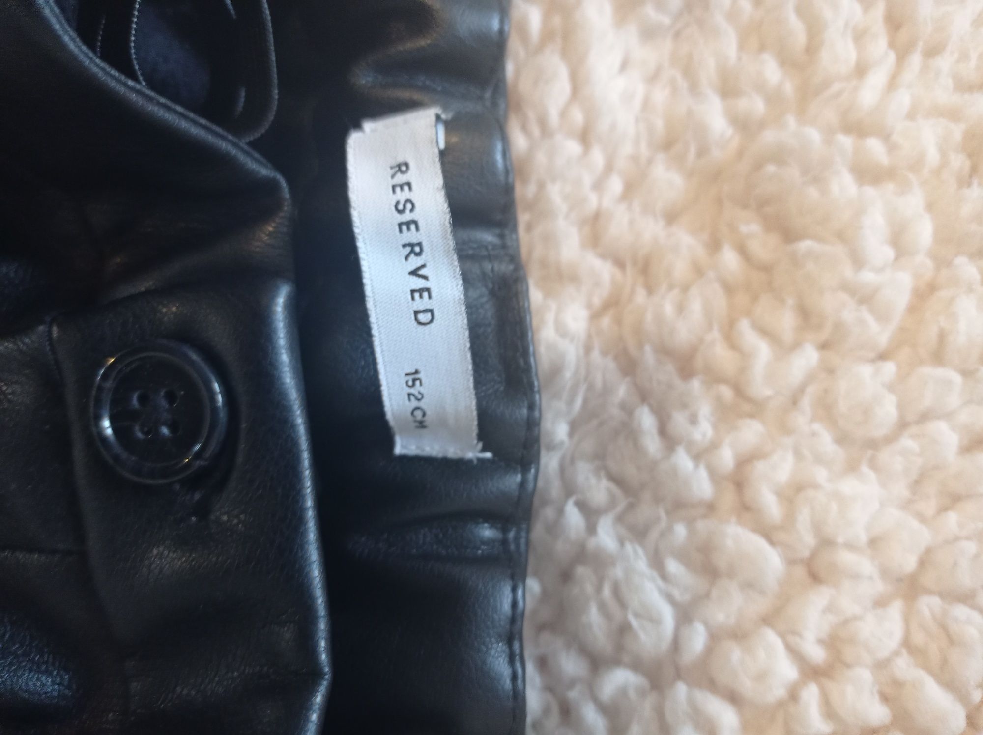 Spodnie Reserved 152
