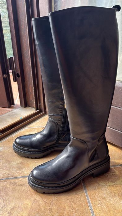 Чоботи труби жіночі Італія Laura Bellariva 39