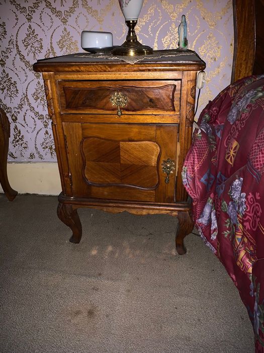 Moveis a venda apsrtir fe 5€ retirar no local