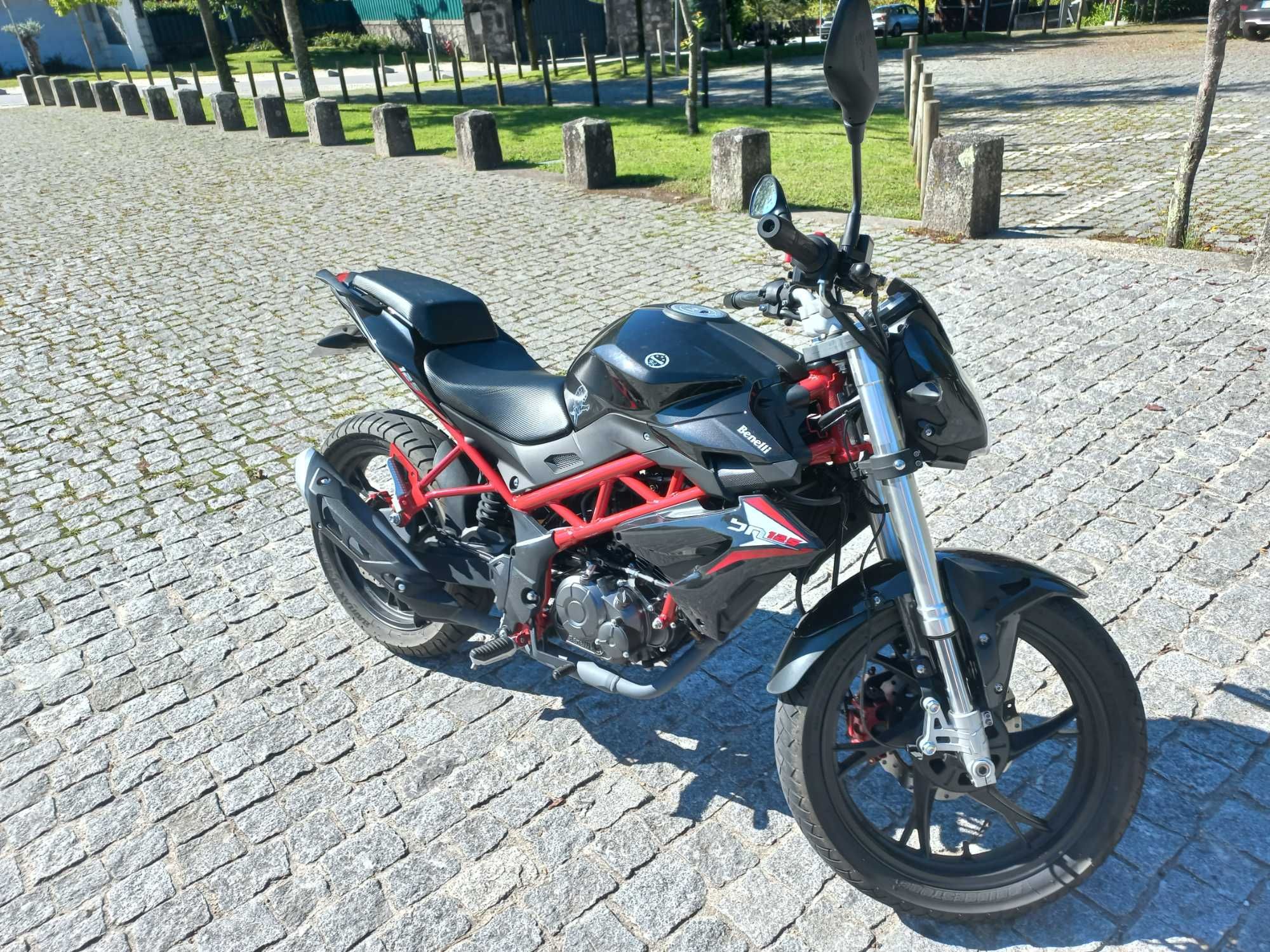 Mota Benelli BN 125 de 2019