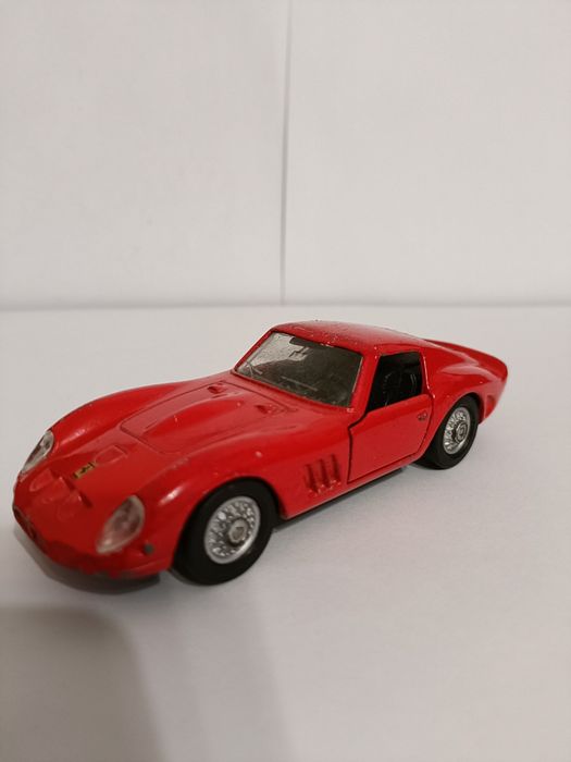 Resorak Miasto Shell Ferrari