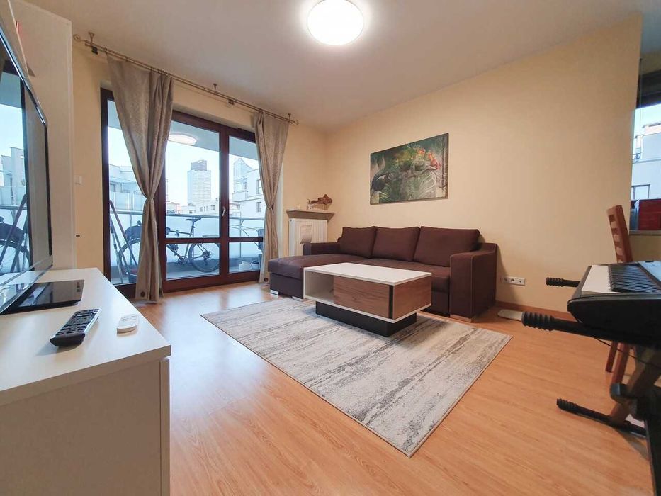 2 pok51m2, aneks(zmywarka) - Metro Rondo Daszyńskiego, Giełdowa 4B,