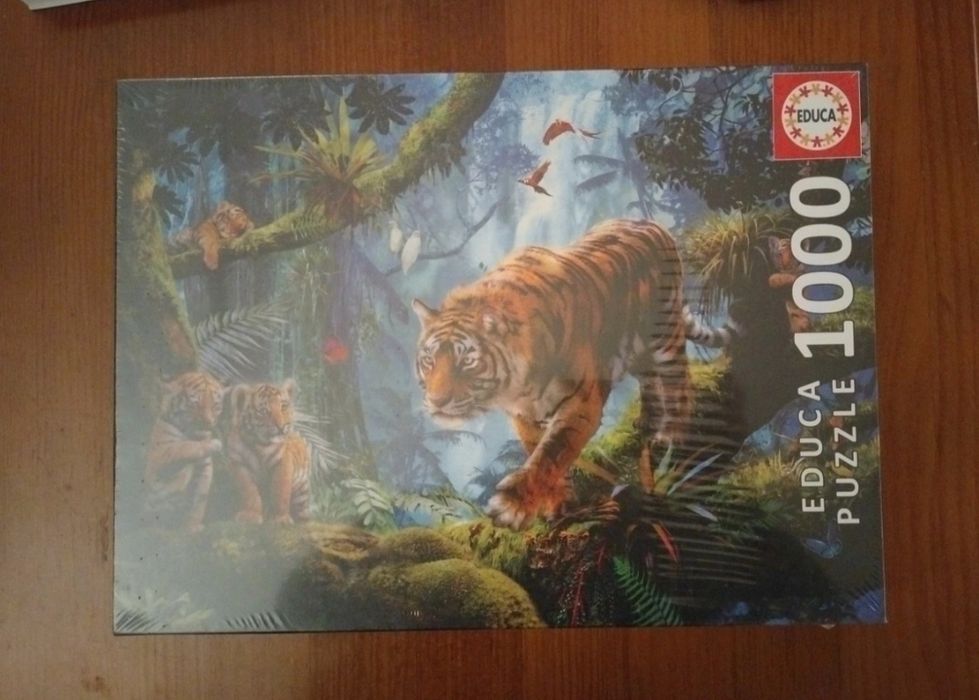 Puzzle Educa 1000 peças Tigres na Arvore novo