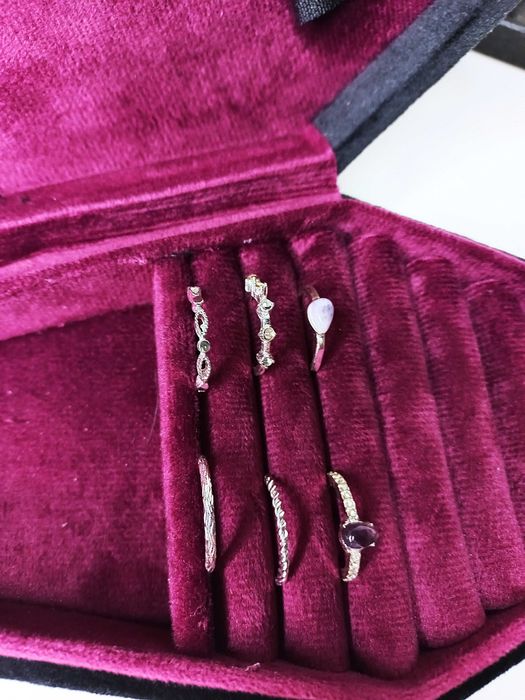 Zestaw pierścionków 6 szt. różnych rozmiarów Lovisa