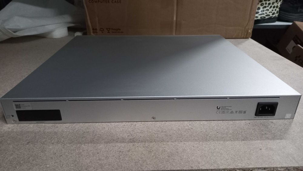 Комутатор Unifi Switch Pro 48 POE gen2