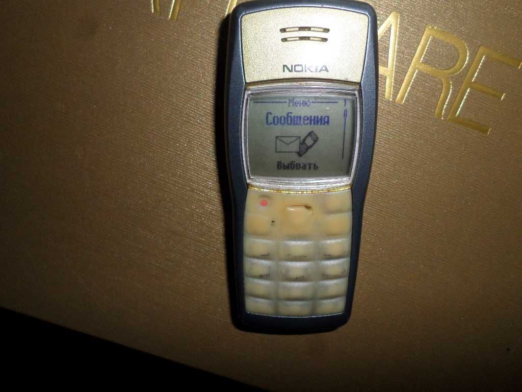 Кнопочный мобильный телефон Nokia 1101