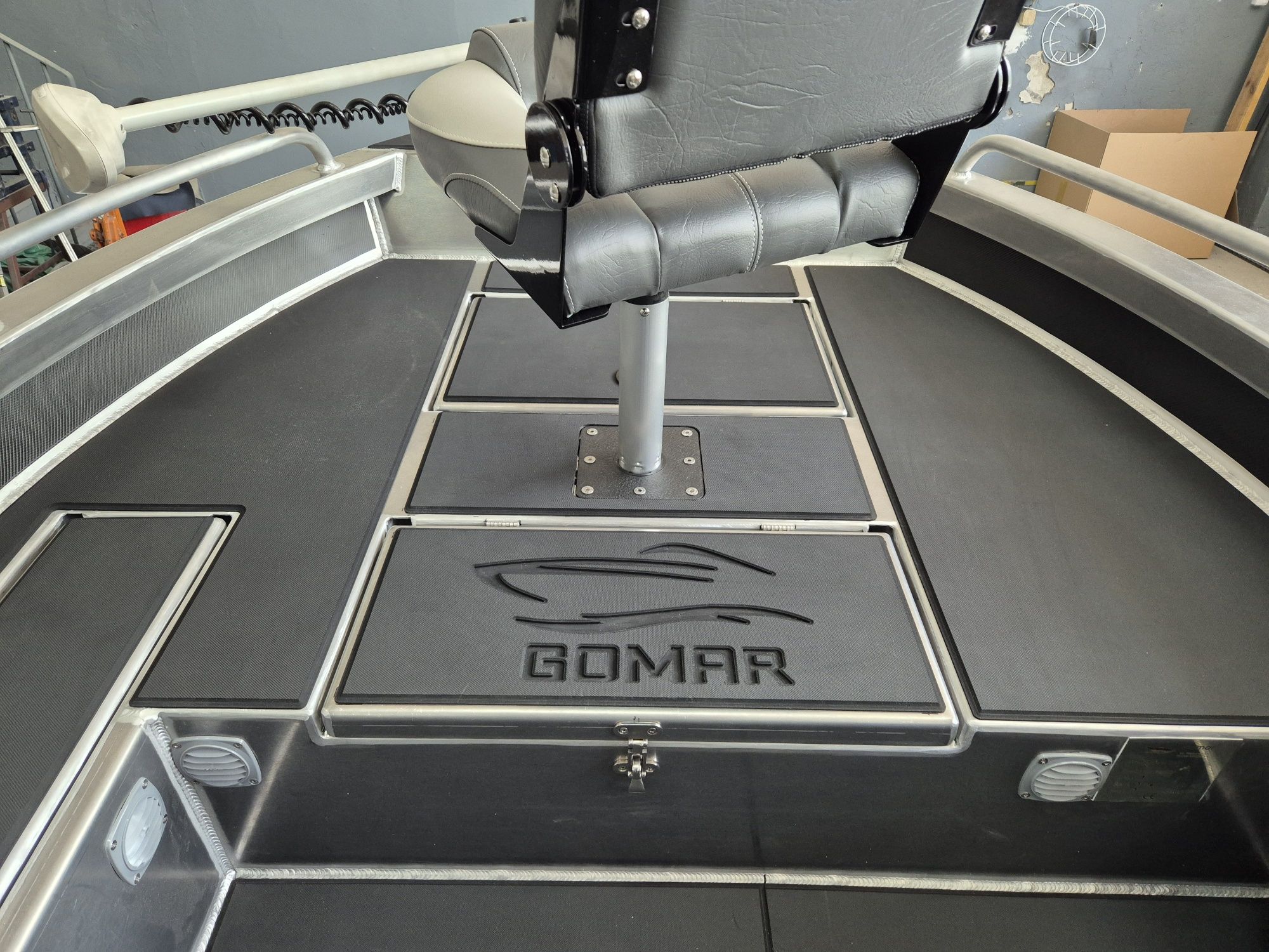 Łódka aluminiowa GOMAR 400