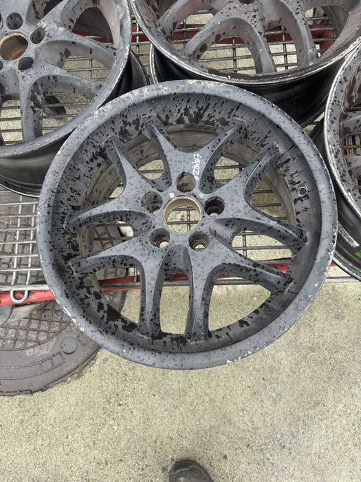Felgi audi a2 5x100 R16