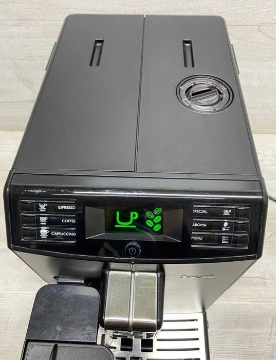 Saeco Minuto с Молочником