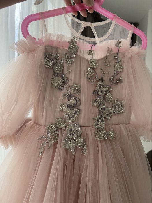 Сукня для дівчинки 112см