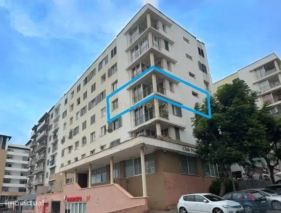 Apartamento T4 em São Martinho – Oportunidade para Remodelar