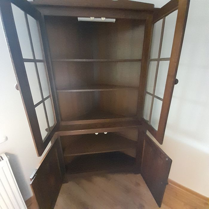 Komoda dębowa narożna.