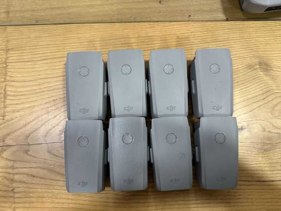 DJI Air 2S – komplet 8x bateria, kontrole Fly more combo