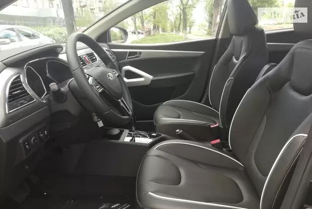 Продаю JAC S2   2019 року