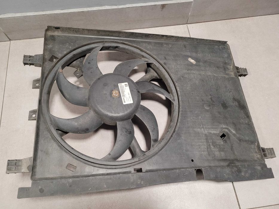 Wentylator Fiat Grande Punto Opel Corsa D 1.4 benzyna 55.700.995