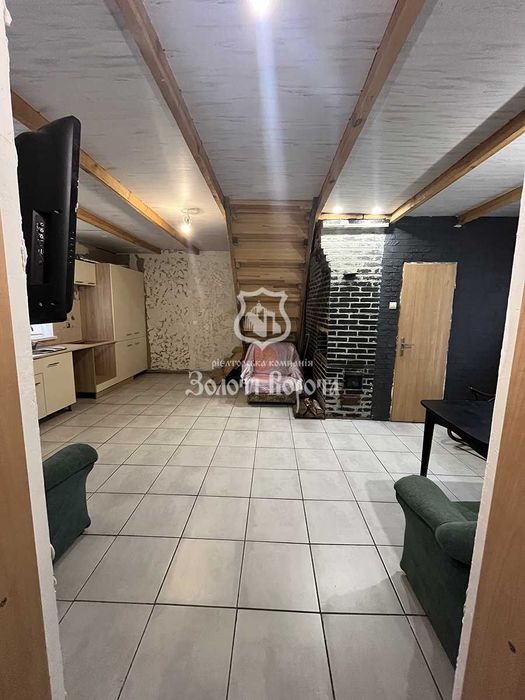 Будинок, 2 поверхи, ділянка - 6 соток. Гарний стан. Бориспільський р-н