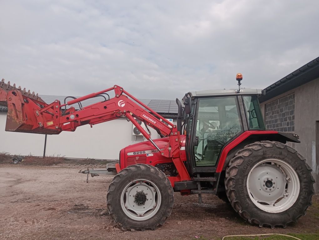 Massey Ferguson 6255