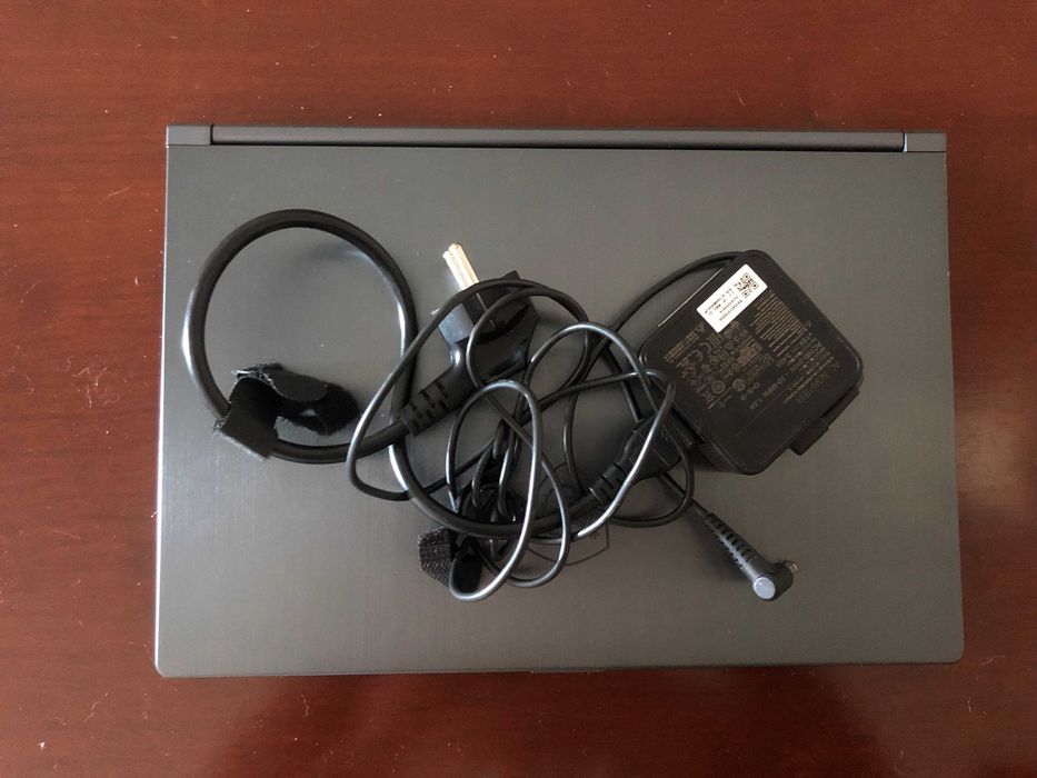 Portátil MSI Modern 14 A10RB (Garantia válida até 30-Set-2022)