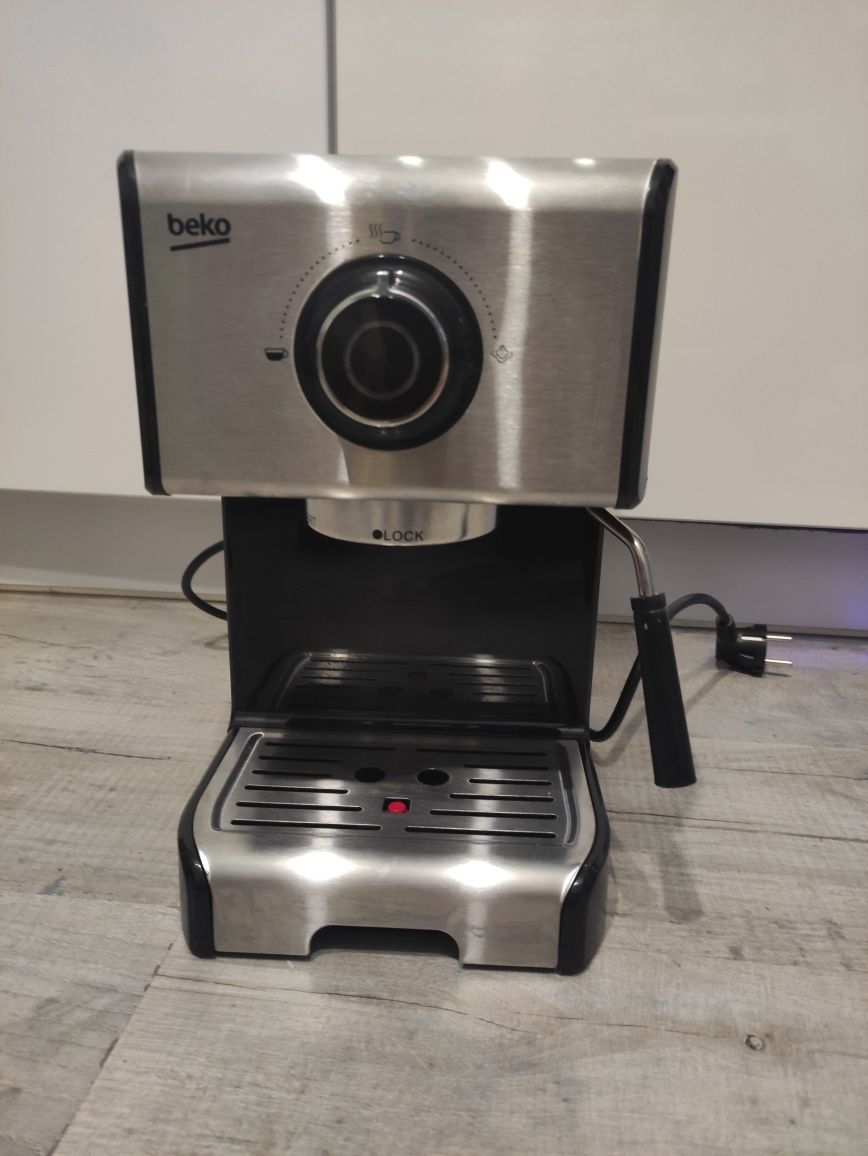 Kawowa maszyna ( Beko manual espresso machine)