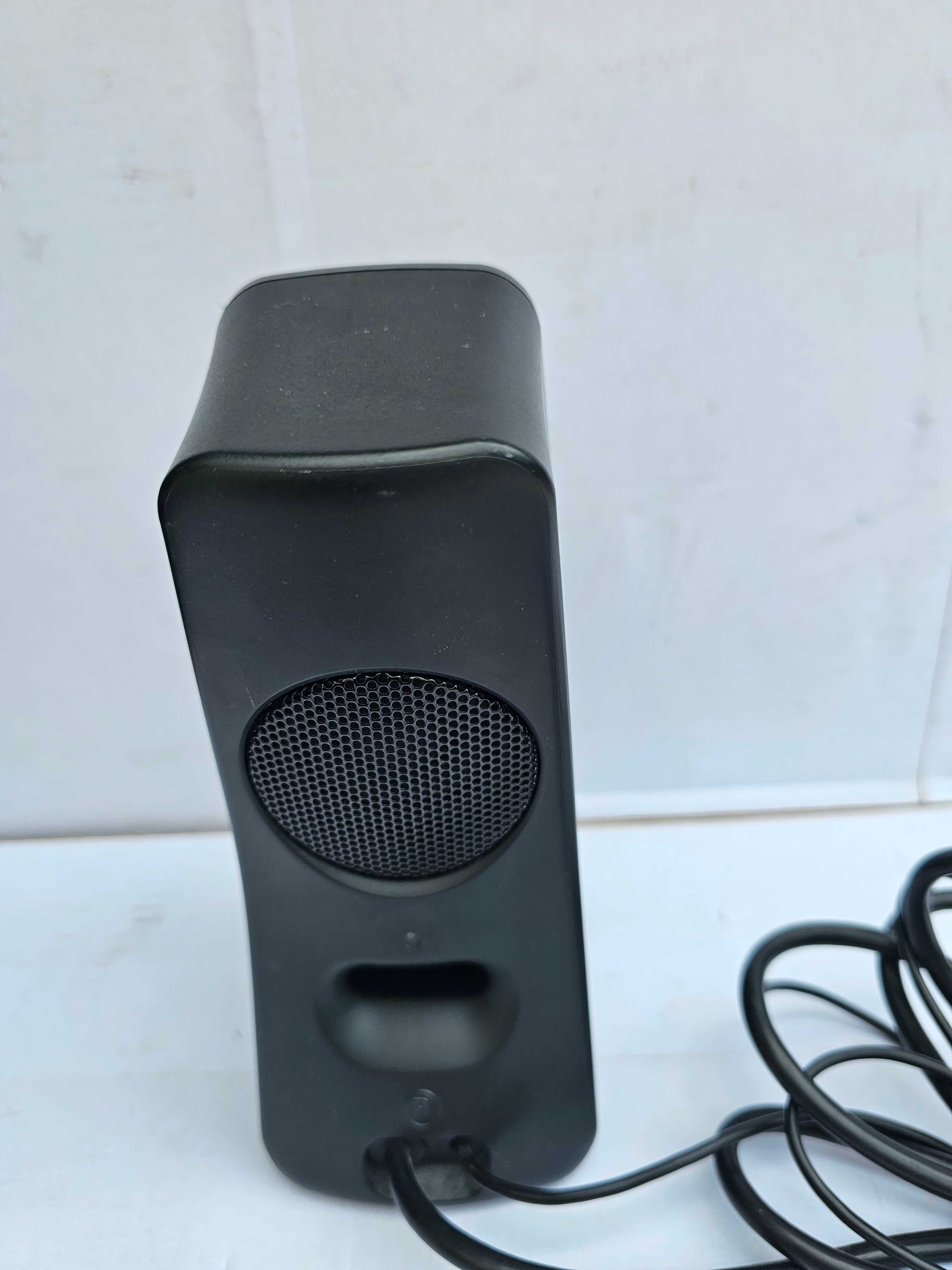 Głośniki LOGITECH Z-523 - z jednym głośnikiem sterującym 40W-aktualne