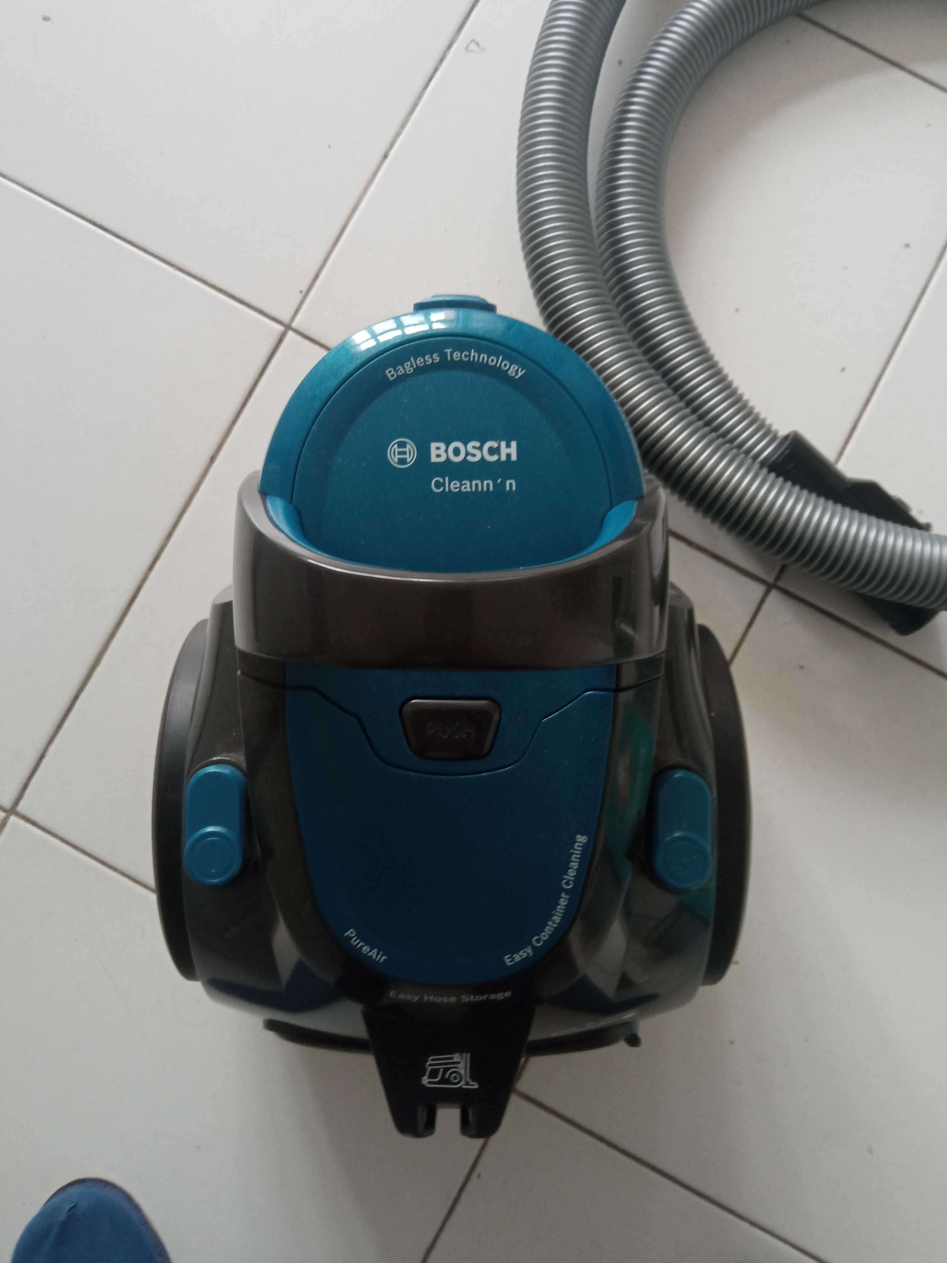 Vendo aspirador BOSCH CLEANN'N BGC05AAA1