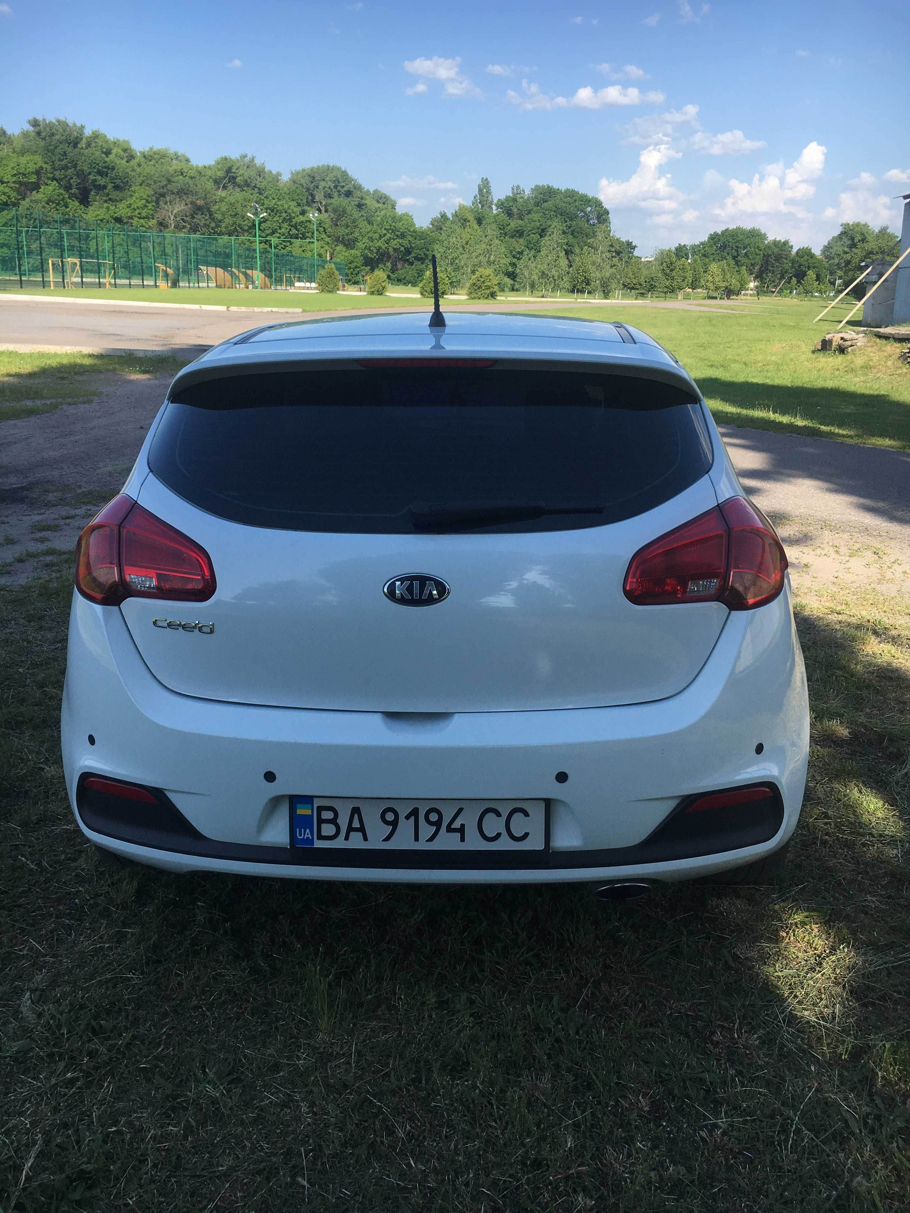 Продам KIA CEED 1.4 бенз/газ 2013 року.