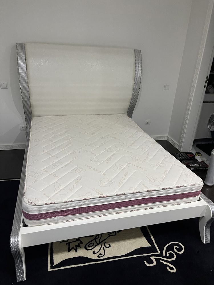 Quarto cama casal