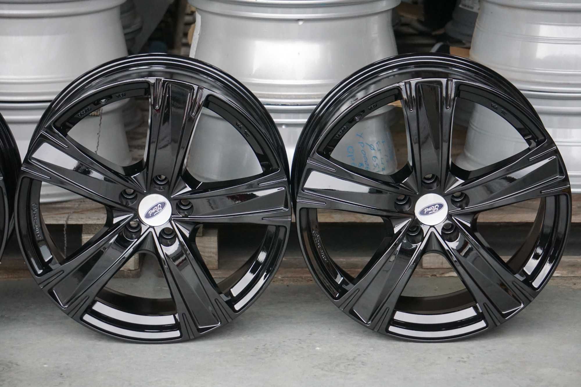 Alufelgi Advanti Racing 5x108 8Jx18 et42 cb63,4mm czarny polysk