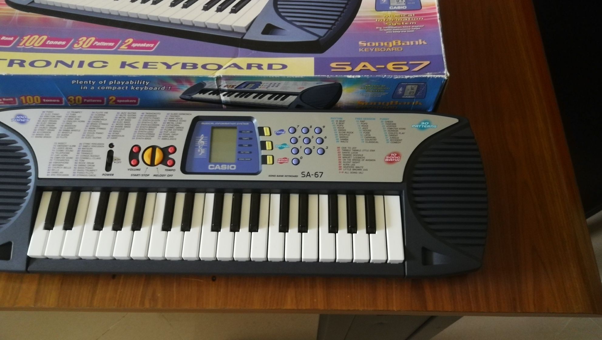 Órgão Casio SA 67