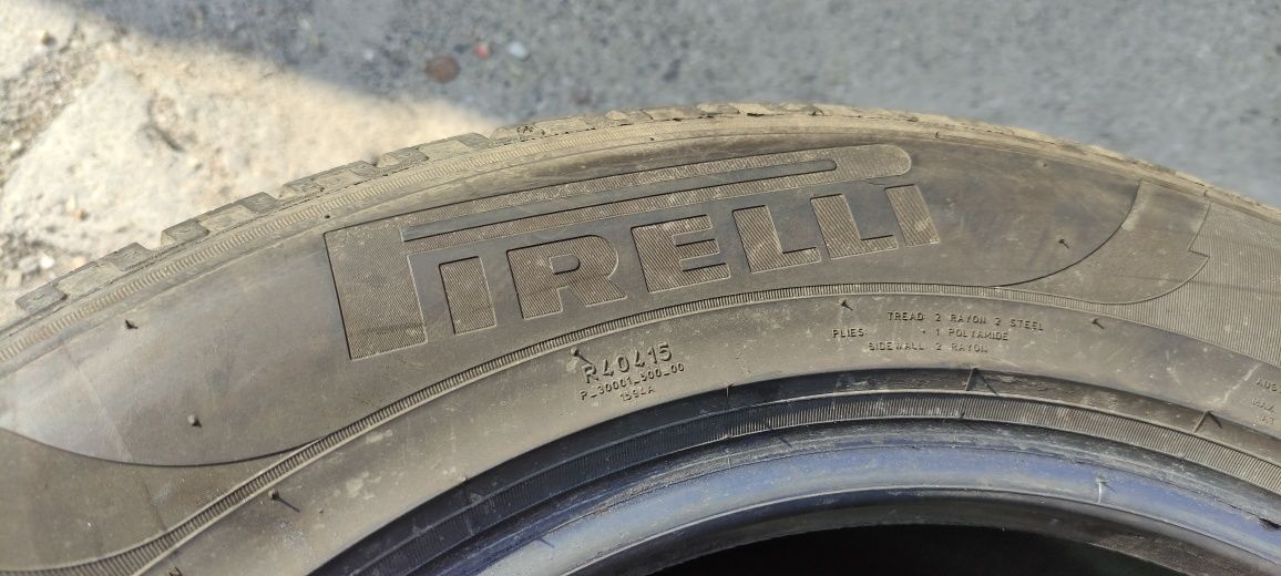 Opony zimowe z 2019r 235/60/18 Pirelli 2N