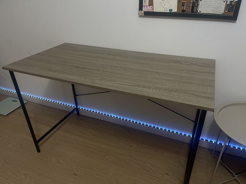 Стіл письмовий VANDBORG 60х120 колір світлий дуб/чорний