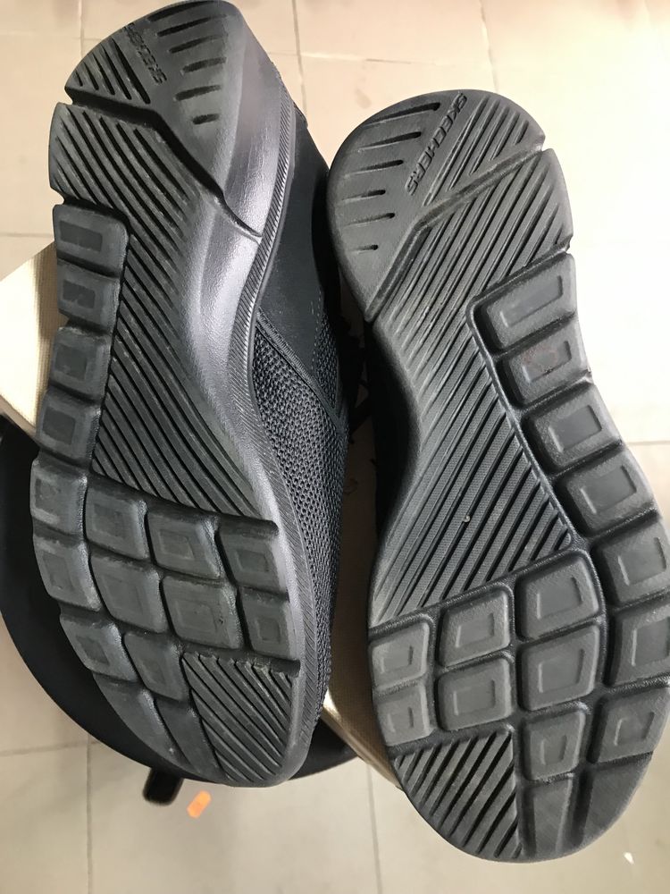 Продам чоловічі мокасіни skechers relaxed fit(45 розмір)