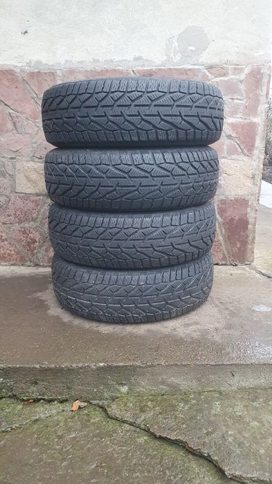 Комплект коліс Kormoran 195/65/15 ЗИМА 2021 року Протектор 7 мм.